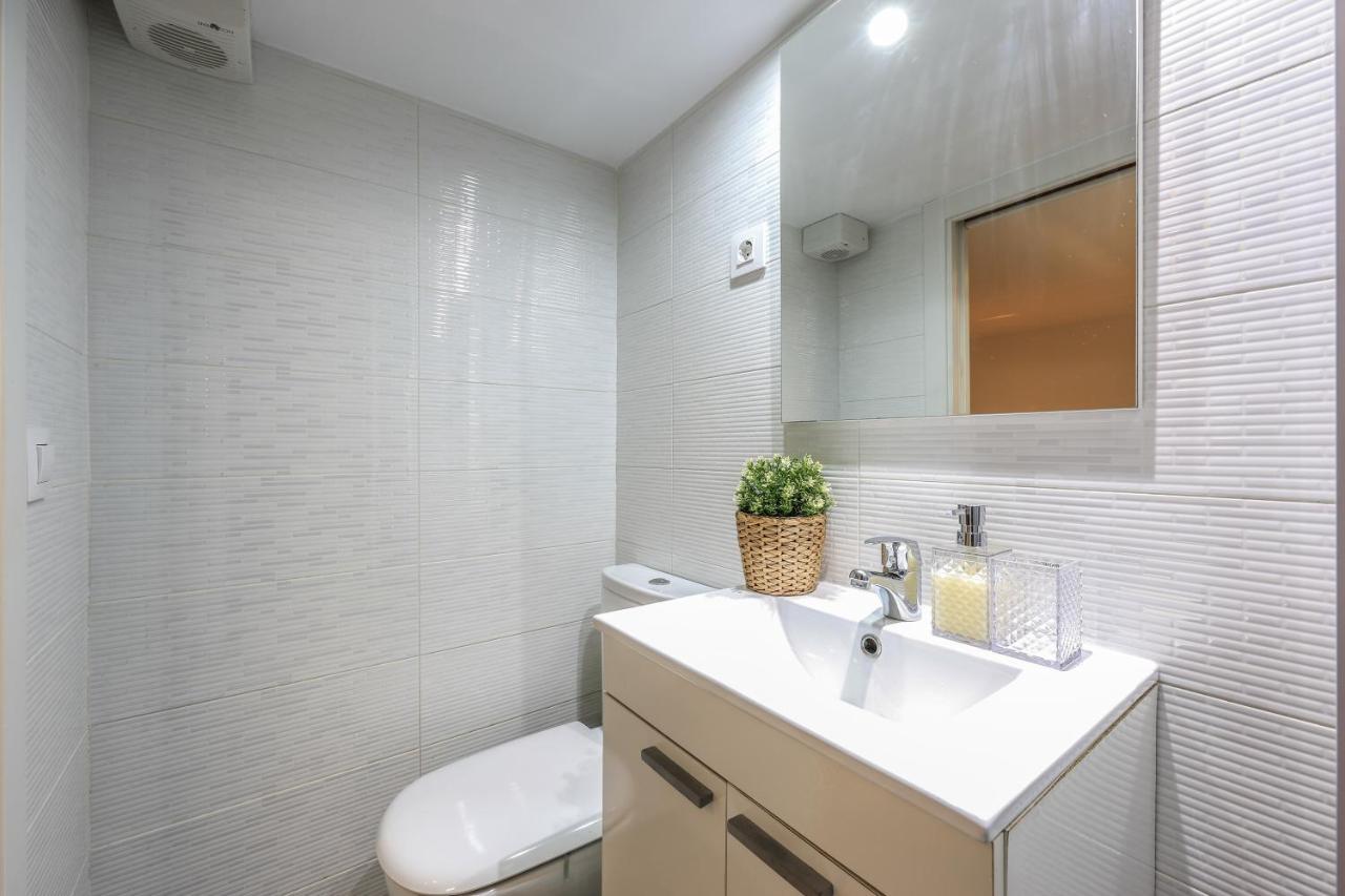 Discover Madrid From Our Cozy Studio Esterno foto